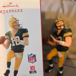 Hallmark NFL legend ornament,  Aaron Rodgers Green Bay Packers 2014